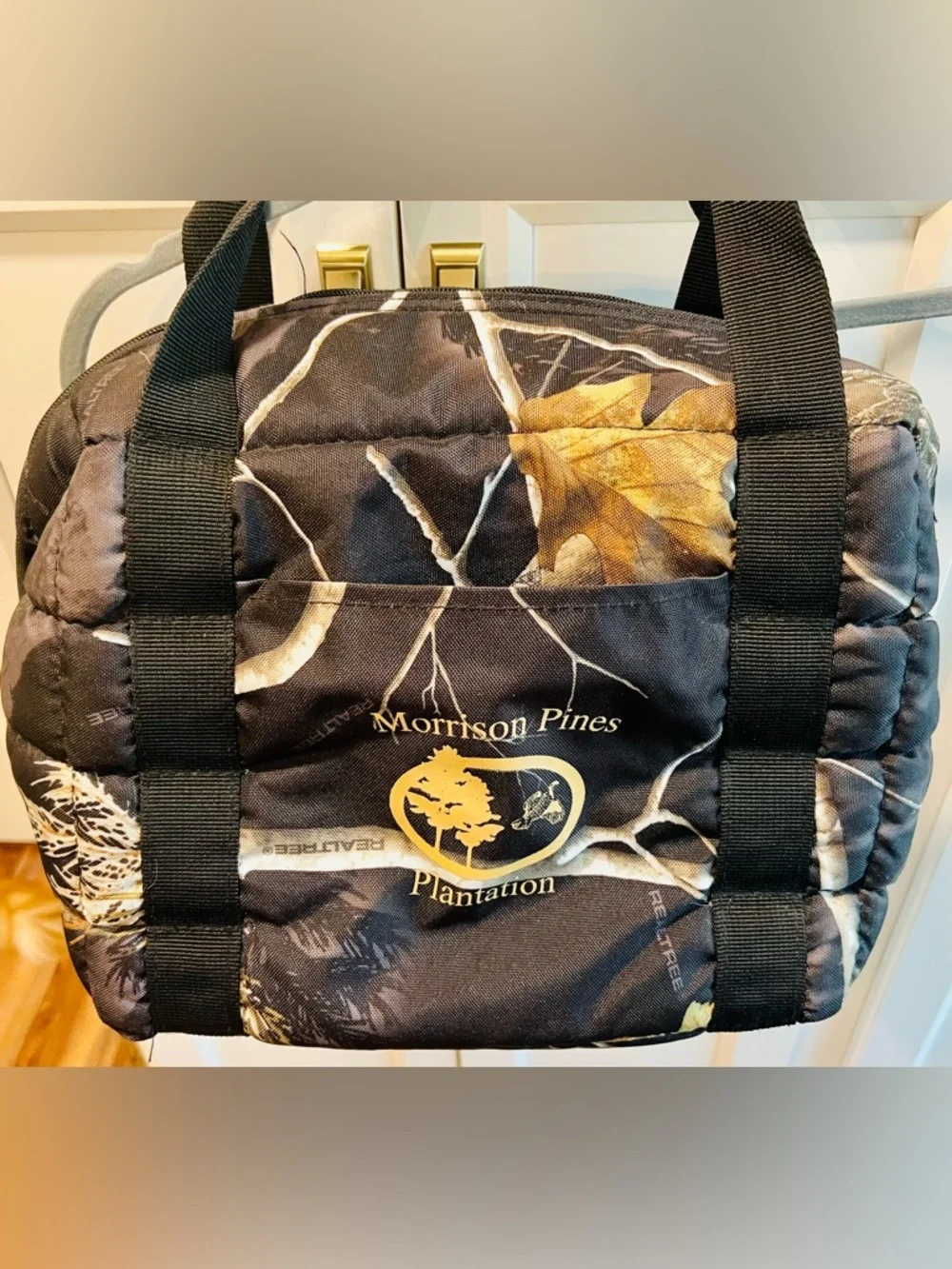 RealTree Camo Thermal Cooler Bag.  Canvas material on the outside.  Zips. NWOT.